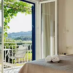 Andros Tierra Διαμέρισμα Μπατσί